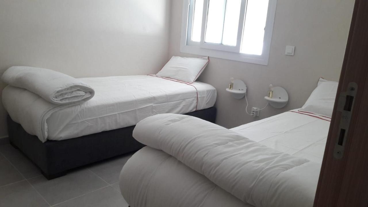 Appart. Luxueux Avec Piscine, Cosy, Bien Situe Bouznika Buitenkant foto