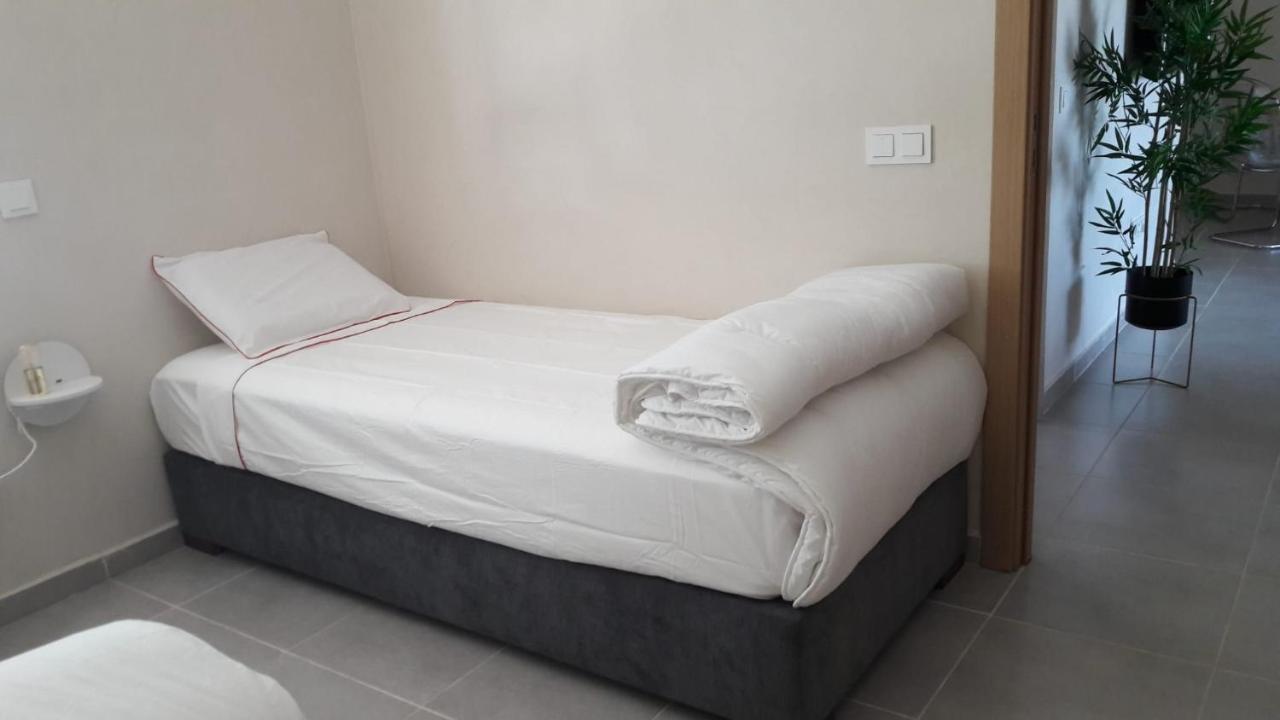 Appart. Luxueux Avec Piscine, Cosy, Bien Situe Bouznika Buitenkant foto