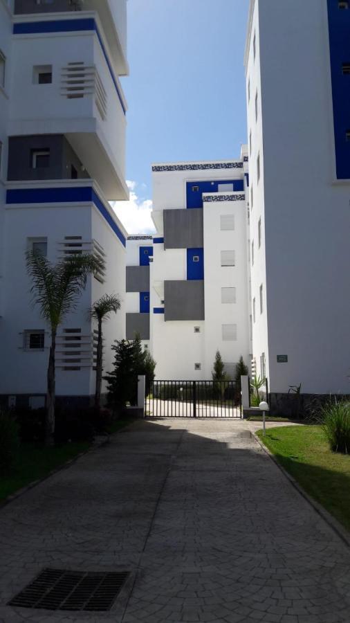 Appart. Luxueux Avec Piscine, Cosy, Bien Situe Bouznika Buitenkant foto